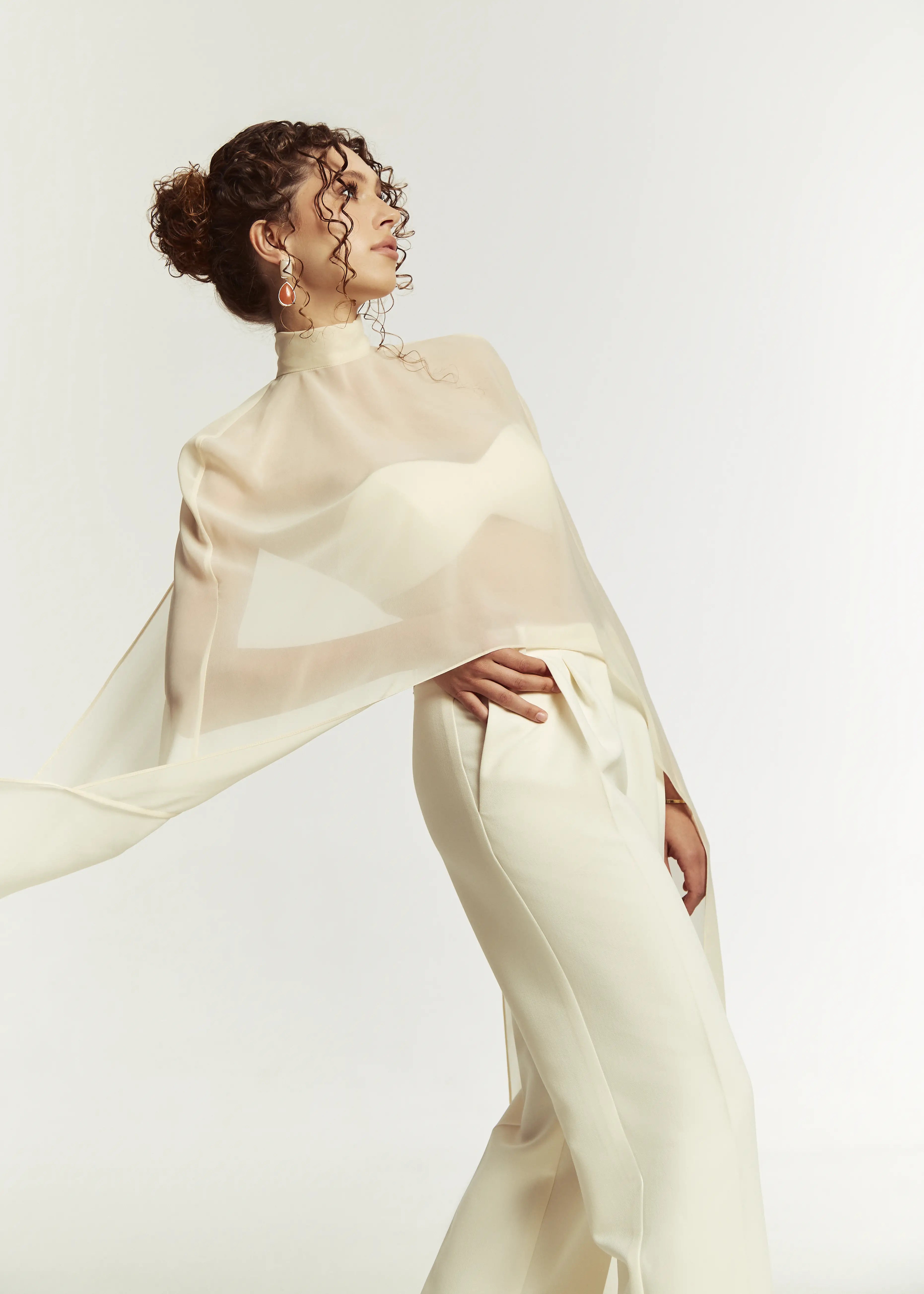 YUU Silk Cape - Айворі