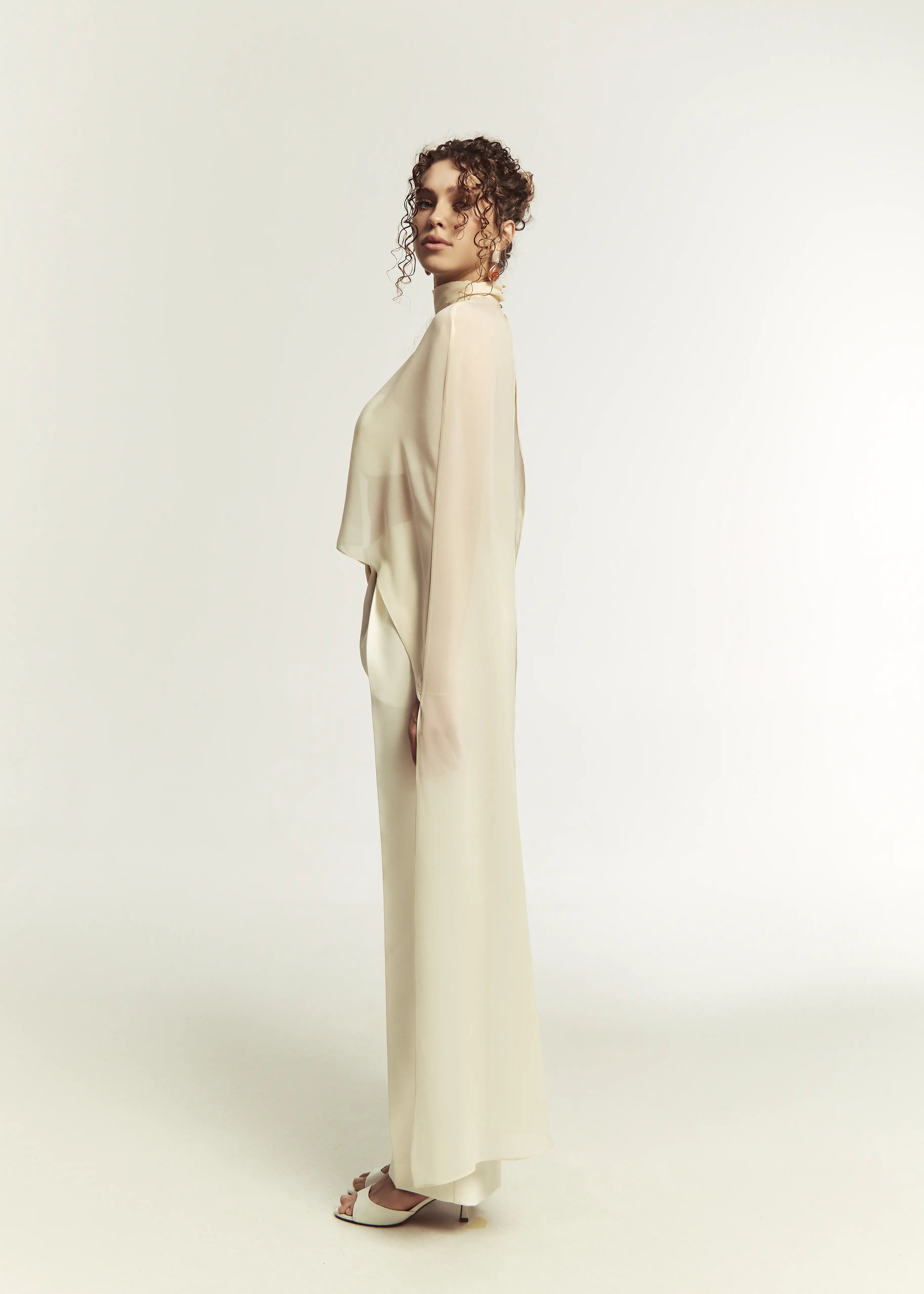 YUU Silk Cape - Айворі